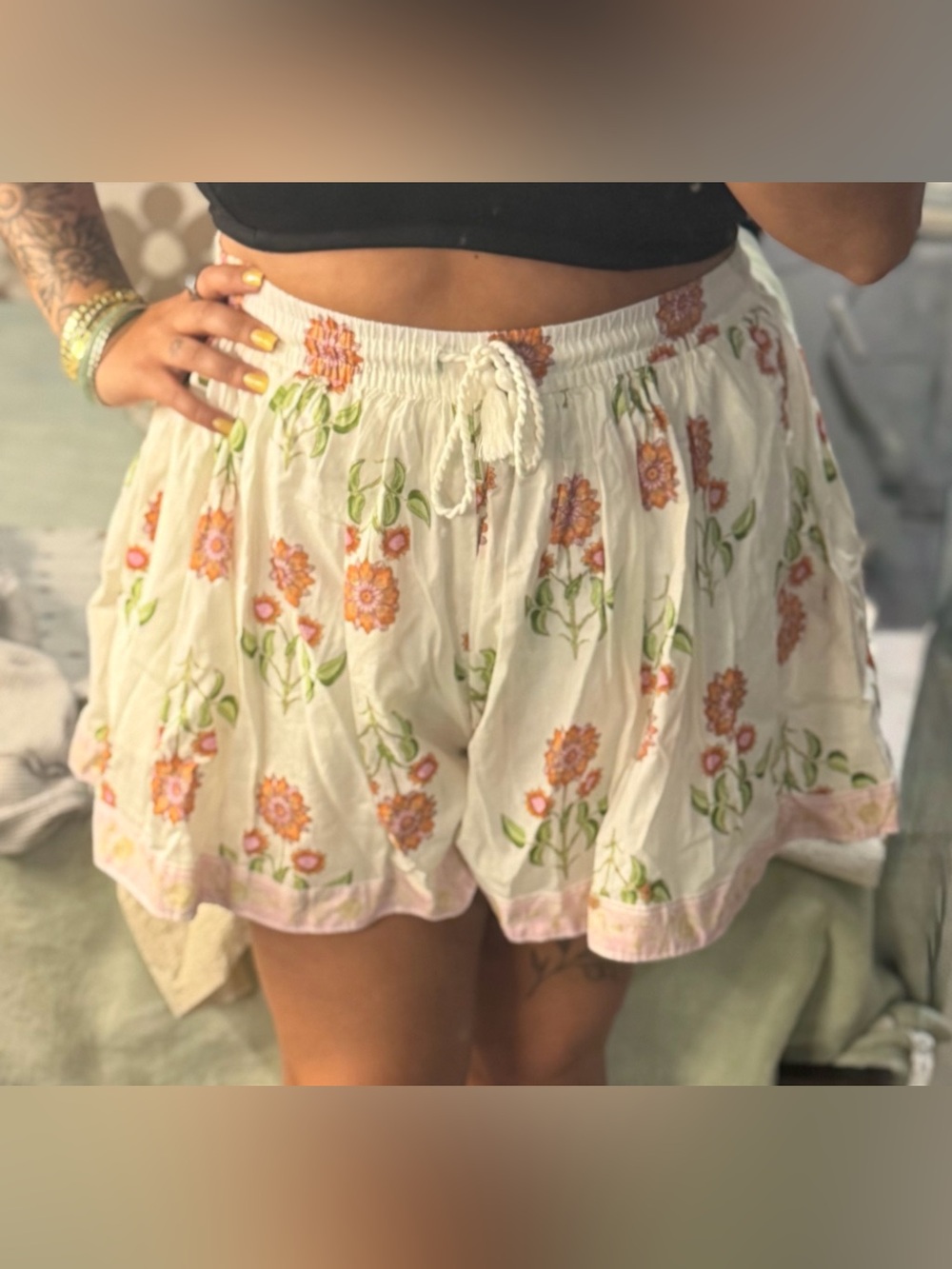 Old Navy Cream Floral Drawstring Shorts